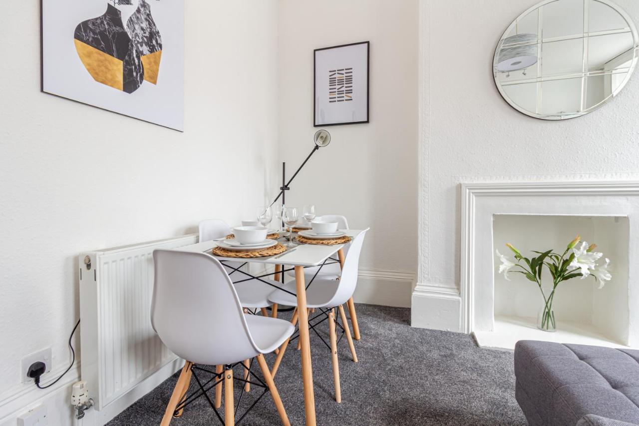 צ'לטנהם Host & Stay - Montpellier Villa Apartment מראה חיצוני תמונה