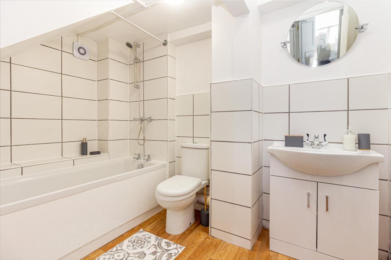 צ'לטנהם Host & Stay - Montpellier Villa Apartment מראה חיצוני תמונה
