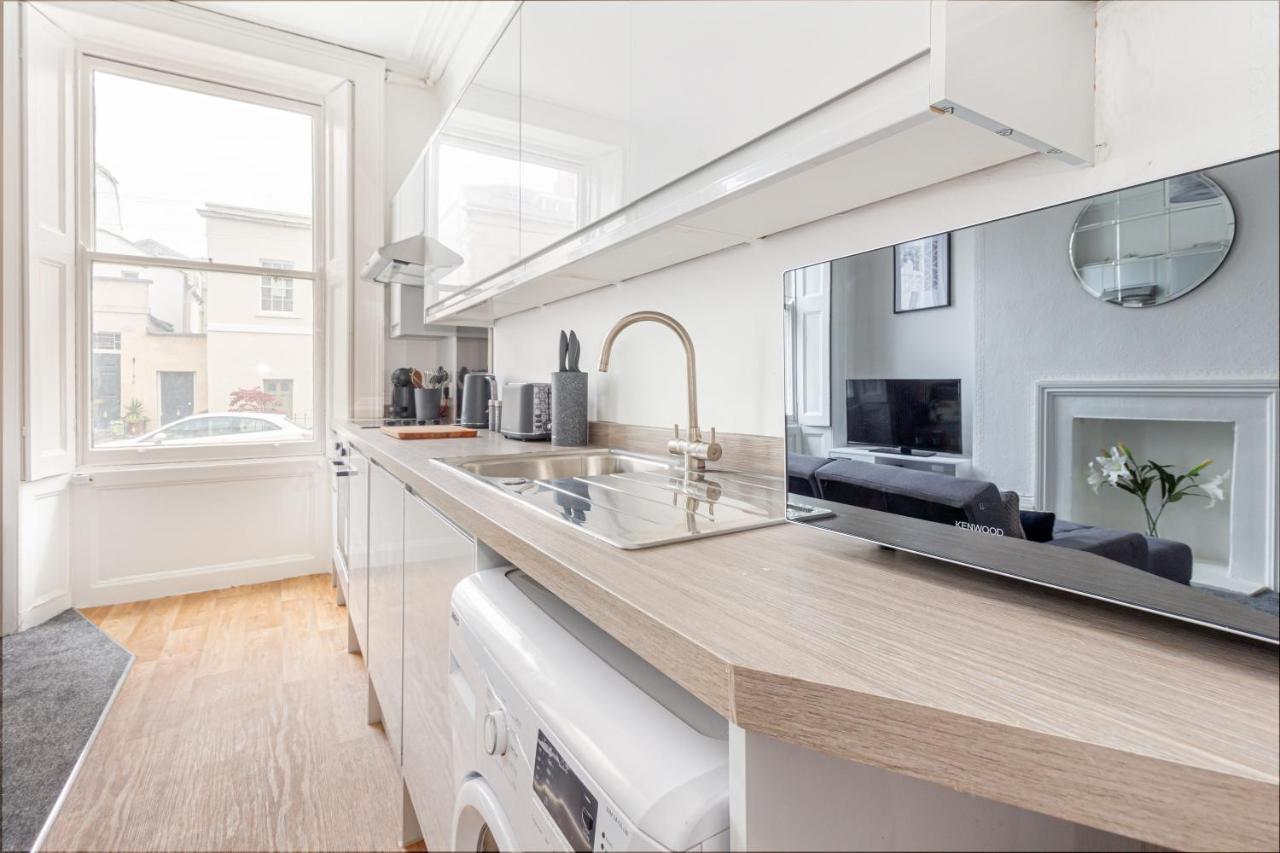 צ'לטנהם Host & Stay - Montpellier Villa Apartment מראה חיצוני תמונה